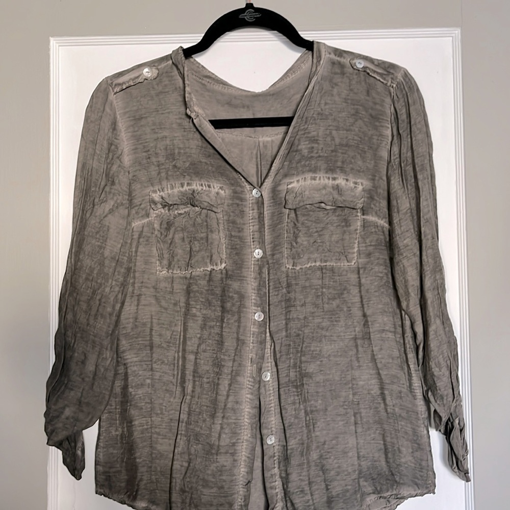 Italian Blouse adjustable sleeves